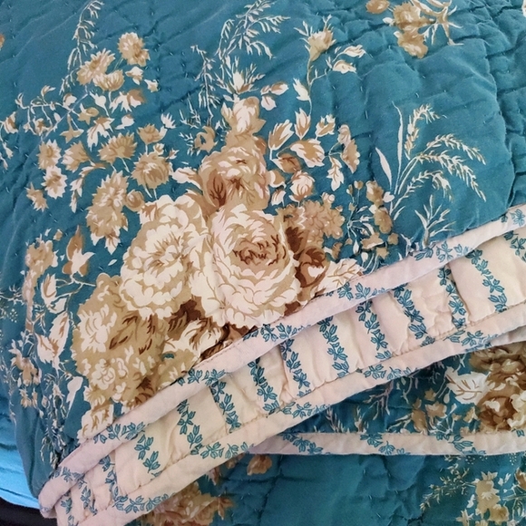 Hand stitched Queen size Quilt CHARTER CLUB - MACY'S WYSIWYG - Picture 4 of 10